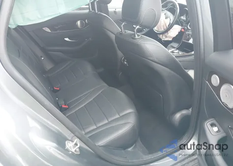 2017 Mercedes-Benz Glc 300 4Matic from USA, damaged, VIN WDC0G4KB6HF136010